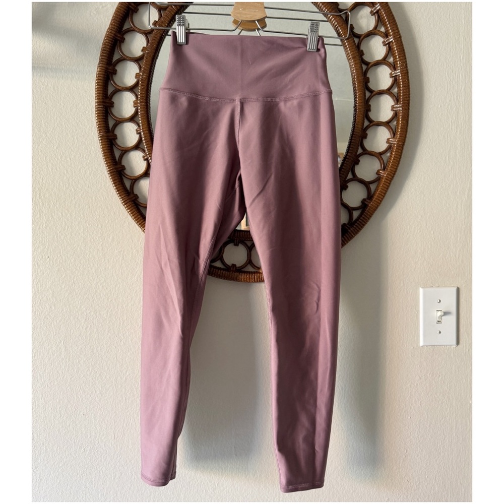 Alo Yoga airlift leggings mauve pink size small